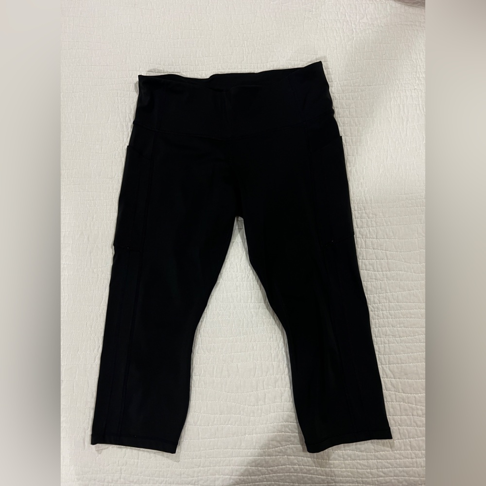 Athleta Ultimate Stash II Capri